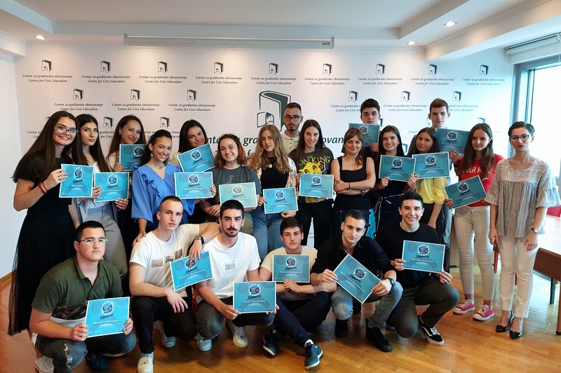 Young activists visit the CCE and the Ministry of Sport and Youth